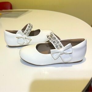 Otter MOMO Toddler/Little Girls White Dress Shoes - Size 10